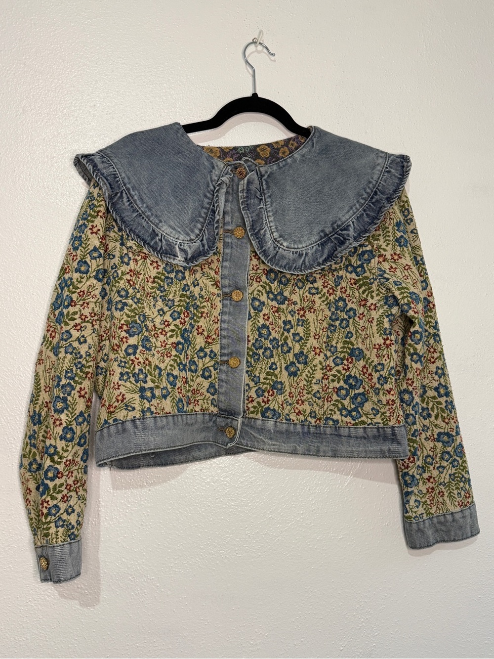 Unbranded cropped denim/tapestry jacket. See description for measurements.